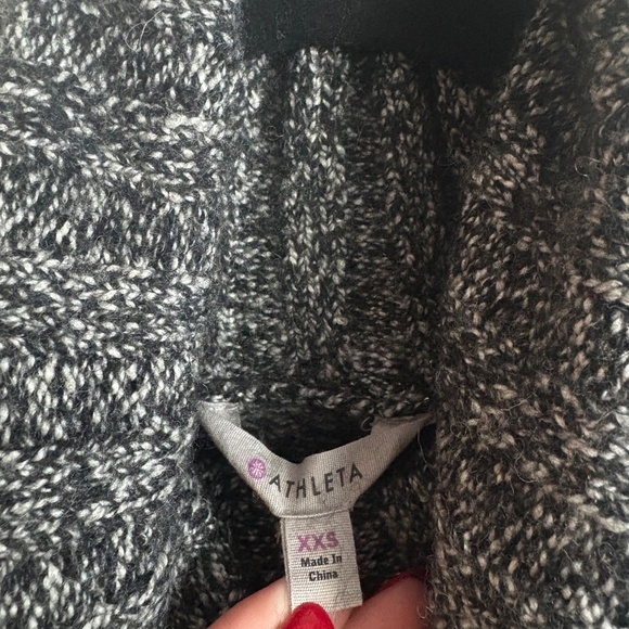 Athleta Sweater - Picture 3 of 4